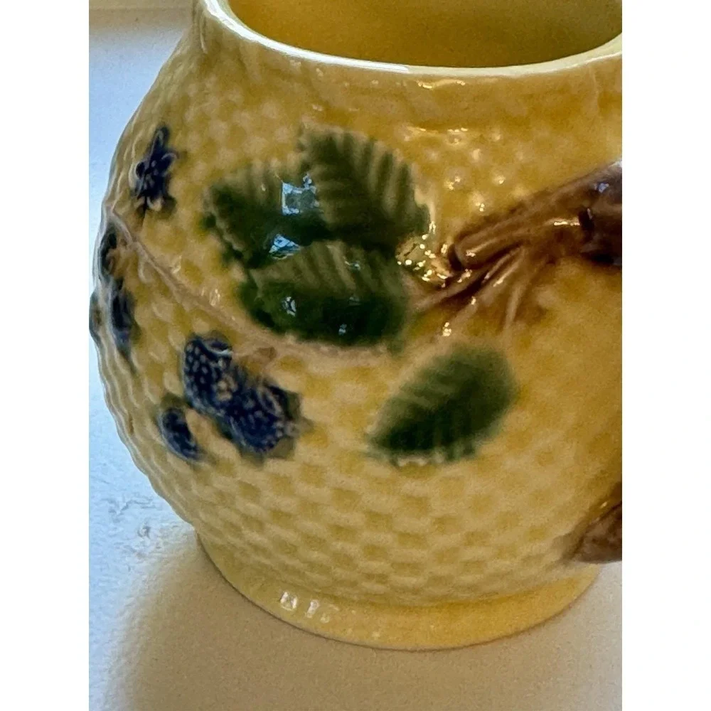VINTAGE SIGNED TIFFANY MAJOLICA TEA SET PITCHER CREAMER SUGAR BOWL PORTUGAL